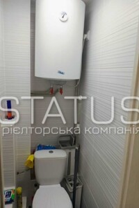 Продаж однокімнатної квартири в Полтаві, на бул. Побєдоносцева Юрія, район Сади 2 фото 2