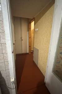 Продаж двокімнатної квартири в Полтаві, на бул. Побєдоносцева Юрія 11, район Сади 2 фото 2