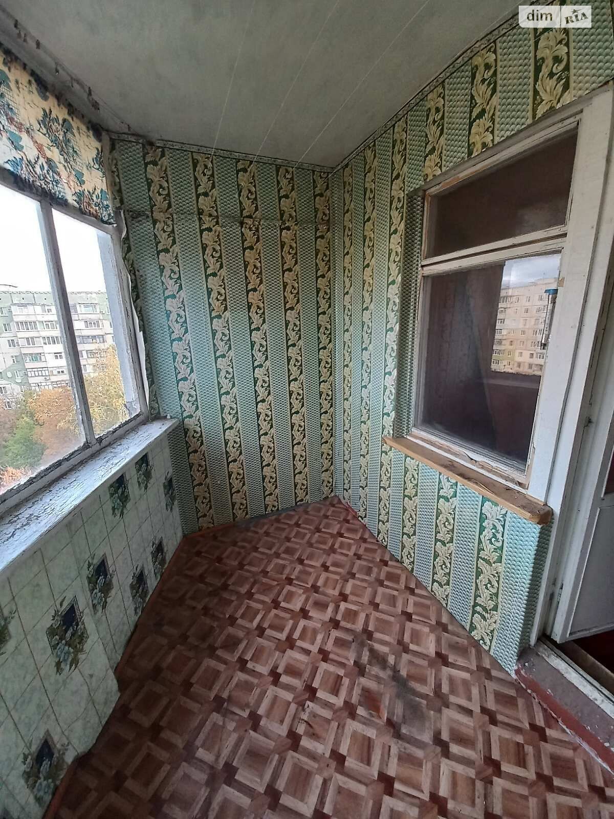 Продаж трикімнатної квартири в Полтаві, на бул. Побєдоносцева Юрія, район Сади 2 фото 1