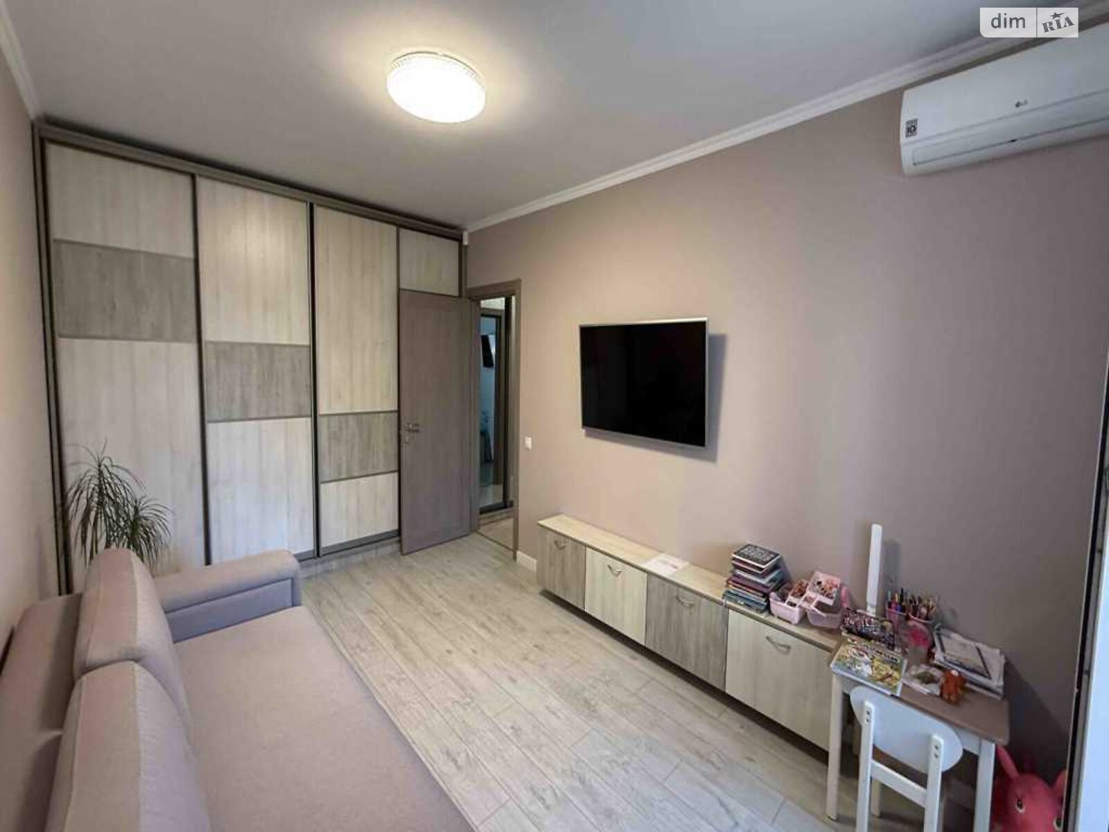 Продажа двухкомнатной квартиры в Полтаве, на ул. Дмитра Пругла, район Сады 3 (Огнивка) фото 1