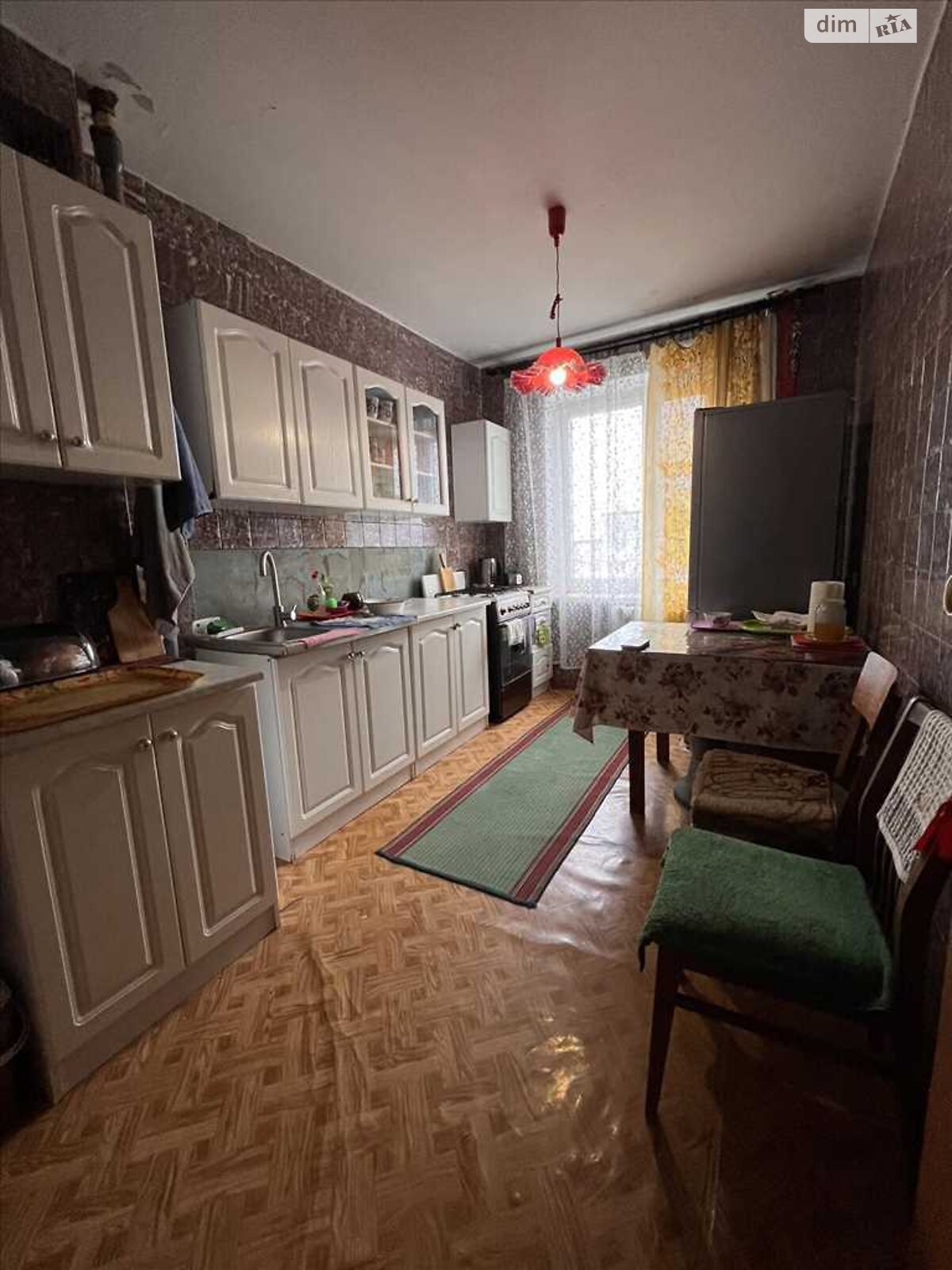 Продажа трехкомнатной квартиры в Полтаве, на ул. Огнивская, район Сады 3 (Огнивка) фото 1