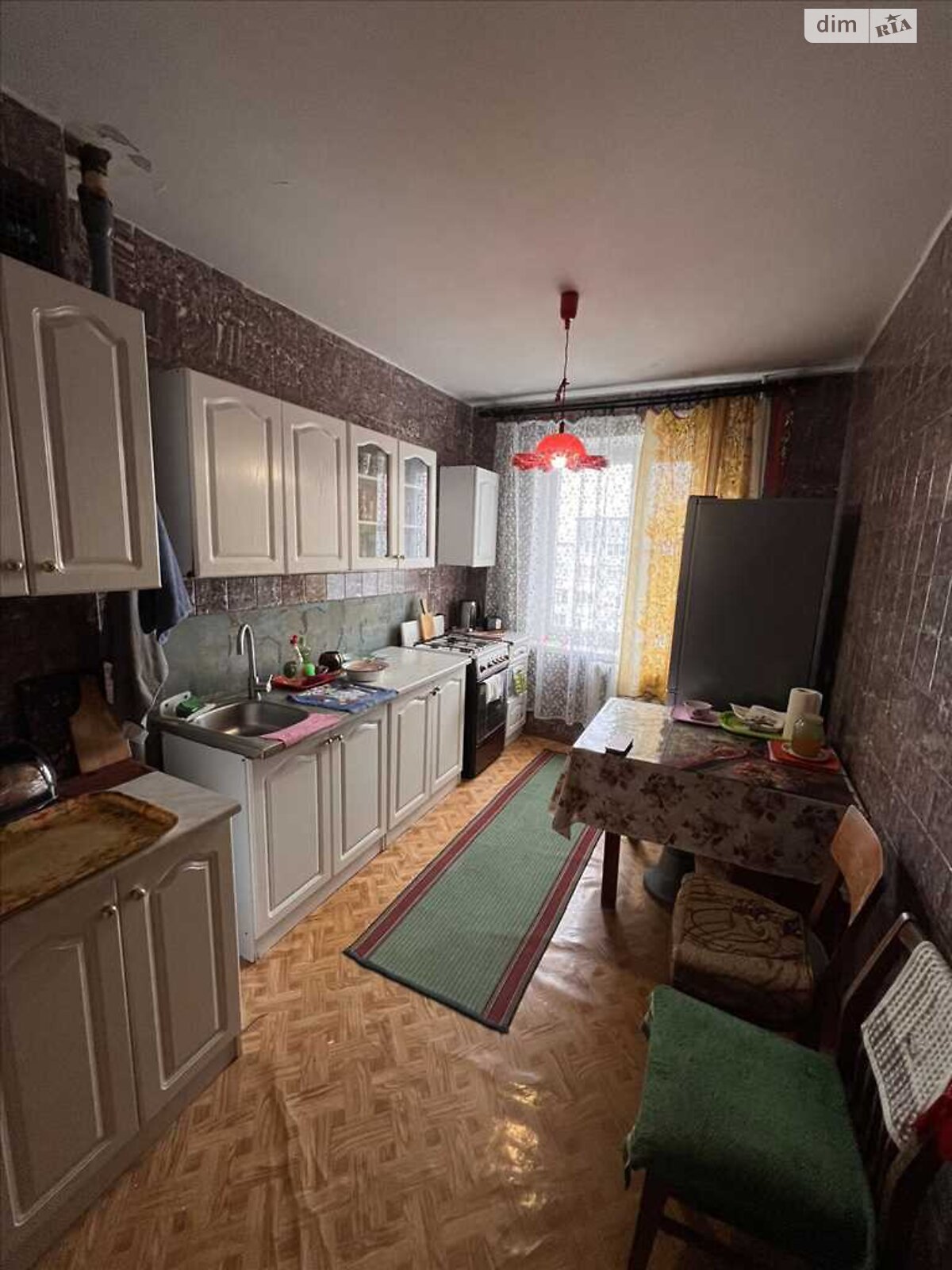 Продажа трехкомнатной квартиры в Полтаве, на ул. Огнивская, район Сады 3 (Огнивка) фото 1