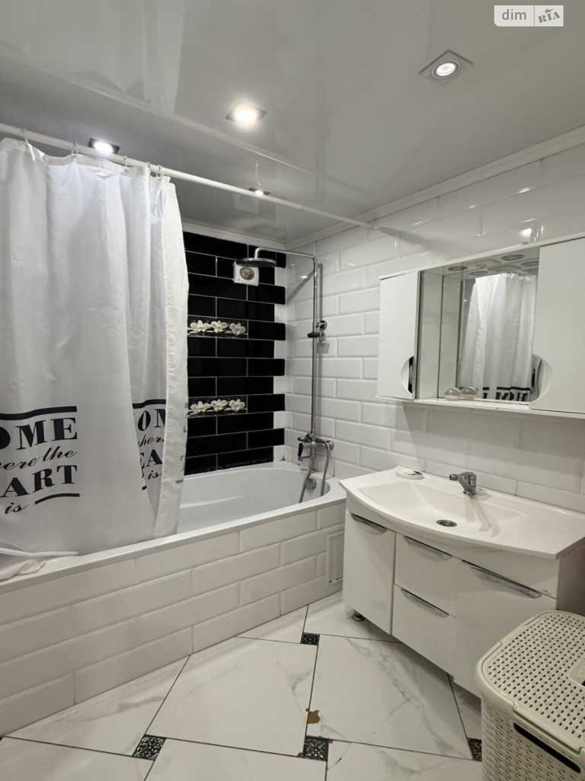 Продажа двухкомнатной квартиры в Полтаве, на бул. Щепотьева, район Сады 3 (Огнивка) фото 1 Продажа двухкомнатной квартиры в Полтаве, на бул. Щепотьева, район Сады 3 (Огнивка) фото 1