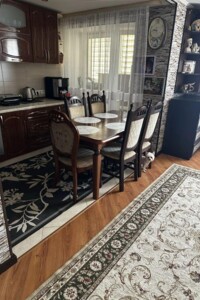 Продажа трехкомнатной квартиры в Полтаве, на ул. Дмитра Пругла 10, район Сады 3 (Огнивка) фото 2