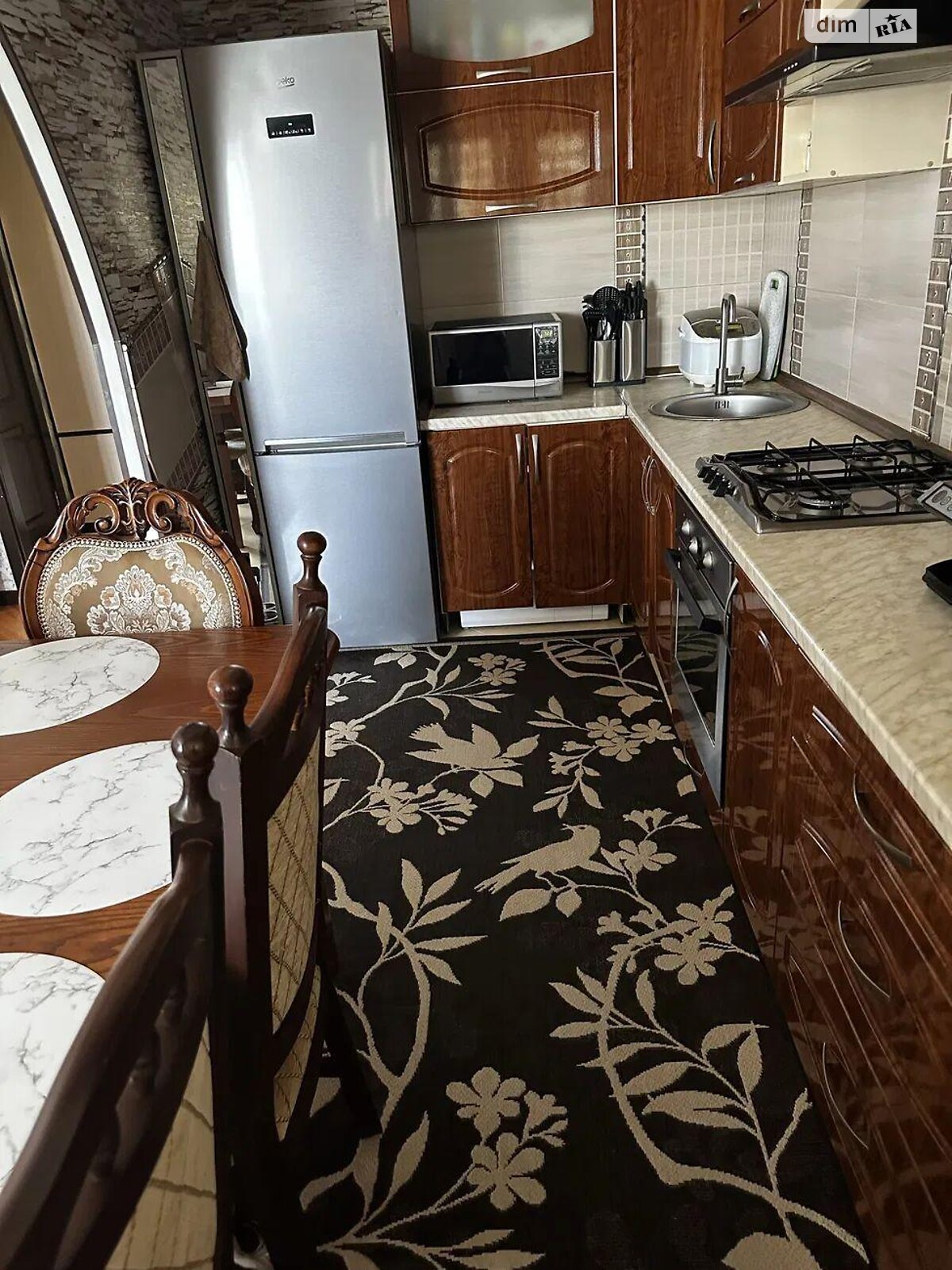 Продажа трехкомнатной квартиры в Полтаве, на ул. Дмитра Пругла 10, район Сады 3 (Огнивка) фото 1