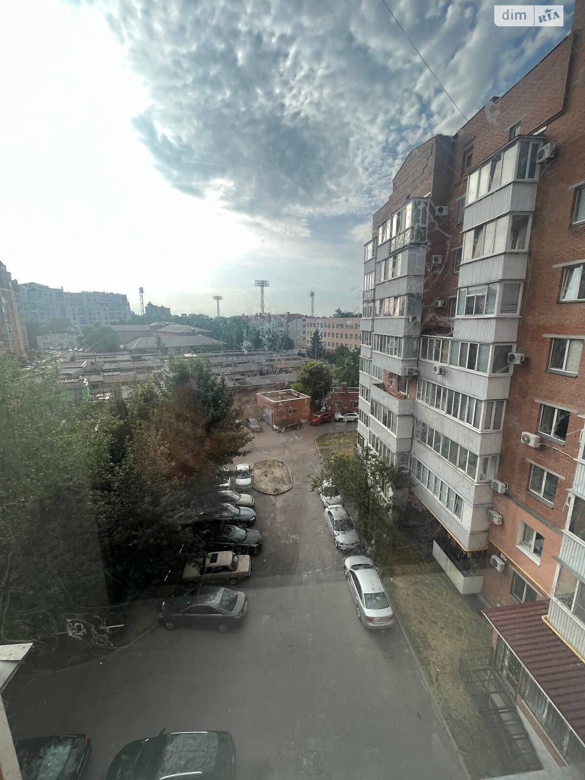 Продажа трехкомнатной квартиры в Полтаве, на ул. Черновола Вячеслава, район Шевченковский (Октябрьский) фото 1 Продажа трехкомнатной квартиры в Полтаве, на ул. Черновола Вячеслава, район Шевченковский (Октябрьский) фото 1