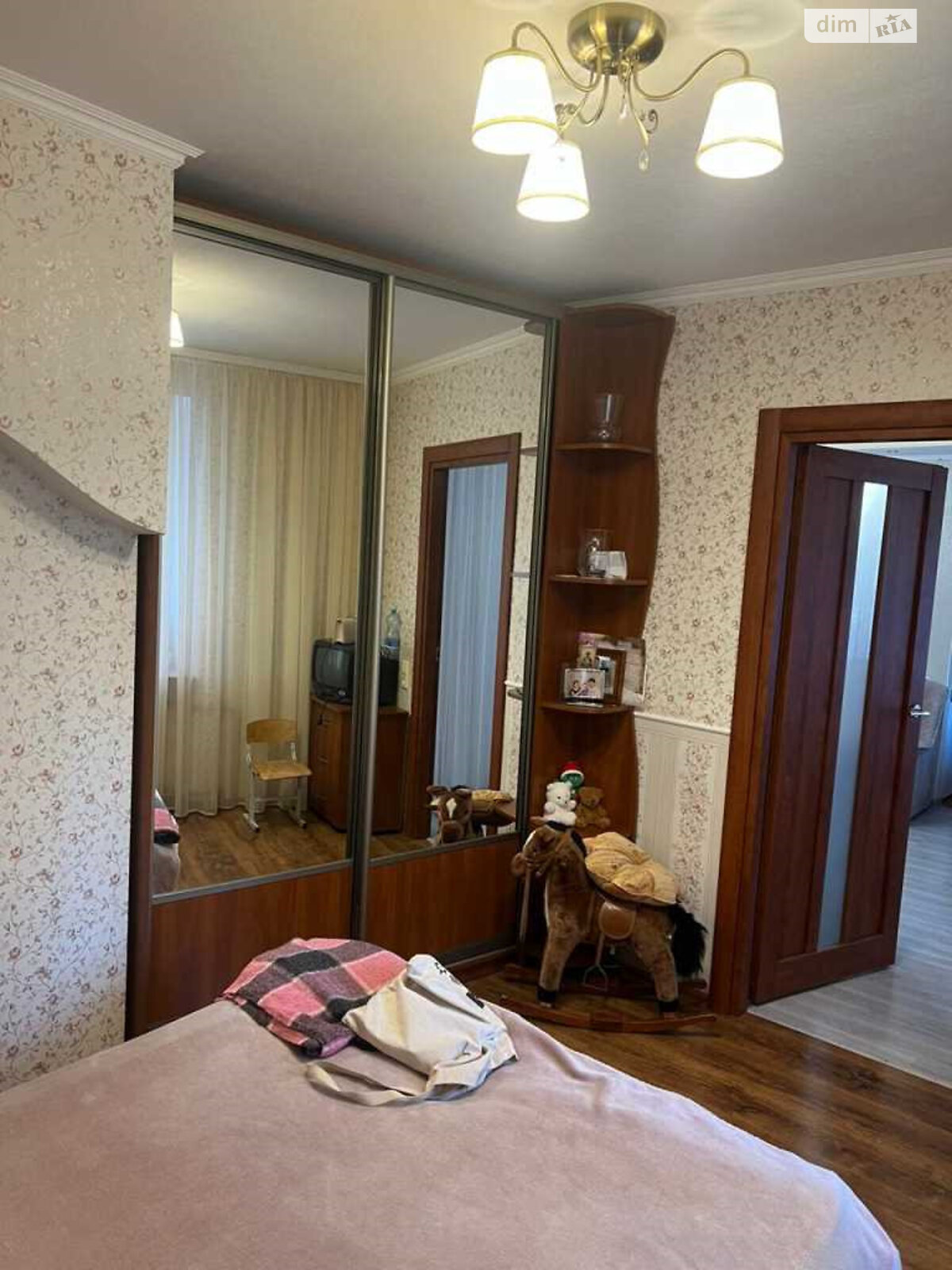 Продаж трикімнатної квартири в Полтаві, на вул. Дмитра Пругла 8, кв. 1, район Шевченківський (Жовтневий) фото 1 Продаж трикімнатної квартири в Полтаві, на вул. Дмитра Пругла 8, кв. 1, район Шевченківський (Жовтневий) фото 1