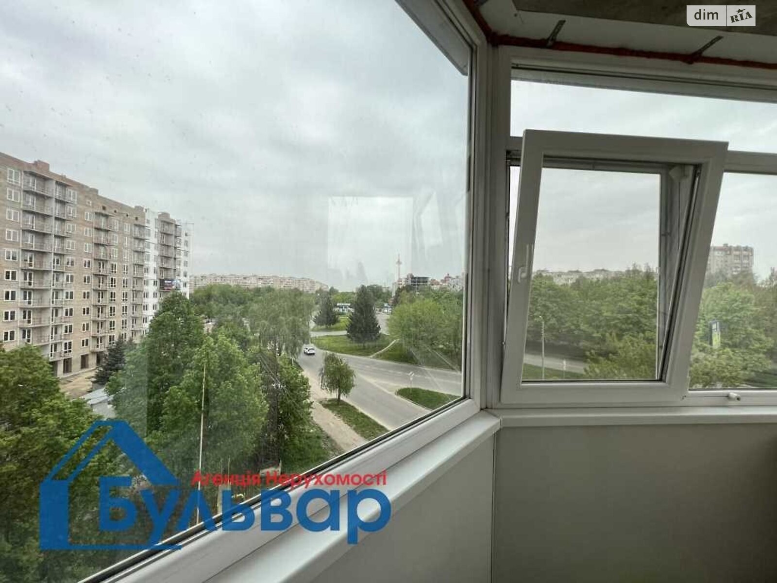 Продажа однокомнатной квартиры в Полтаве, на ул. Героев Украины, район Шевченковский (Октябрьский) фото 1