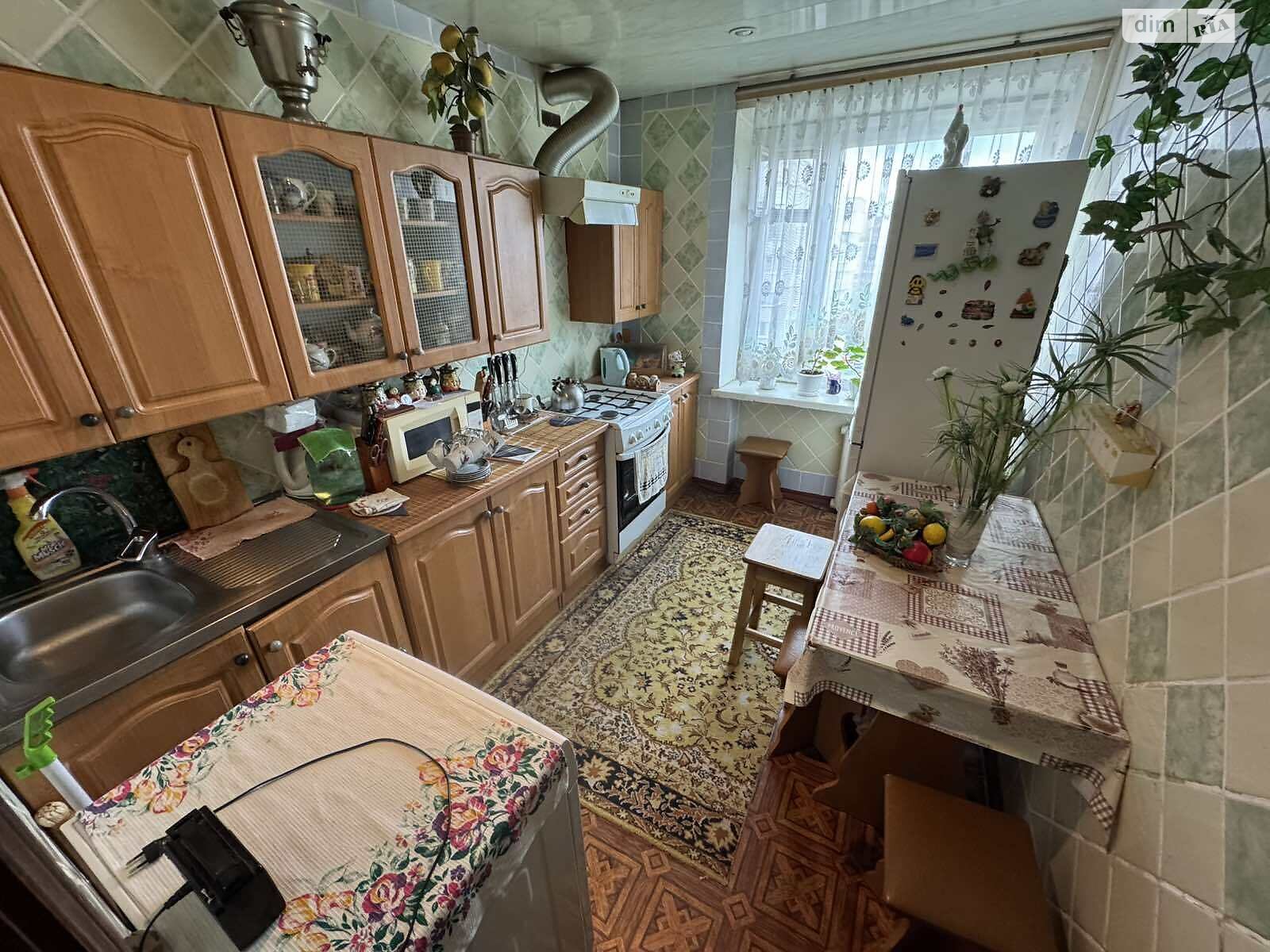Продаж трикімнатної квартири в Полтаві, на вул. Ігора Дорошенка, район Шевченківський (Жовтневий) фото 1 Продаж трикімнатної квартири в Полтаві, на вул. Ігора Дорошенка, район Шевченківський (Жовтневий) фото 1