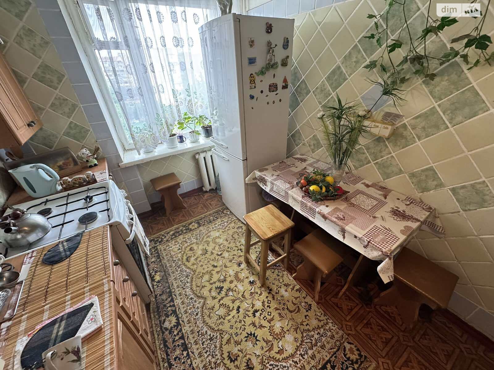 Продажа трехкомнатной квартиры в Полтаве, на ул. Игоря Дорошенко 4, район Шевченковский (Октябрьский) фото 1 Продажа трехкомнатной квартиры в Полтаве, на ул. Игоря Дорошенко 4, район Шевченковский (Октябрьский) фото 1