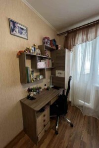 Продаж однокімнатної квартири в Полтаві, на бул. Коновальця Євгена 5, район Шевченківський (Жовтневий) фото 2