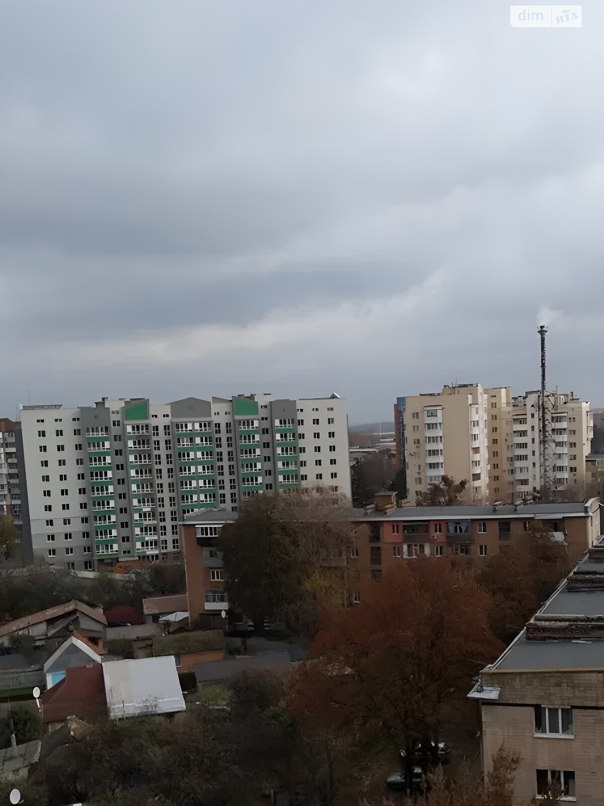 Продажа трехкомнатной квартиры в Полтаве, на пер. Кустарный, район Шевченковский (Октябрьский) фото 1 Продажа трехкомнатной квартиры в Полтаве, на пер. Кустарный, район Шевченковский (Октябрьский) фото 1