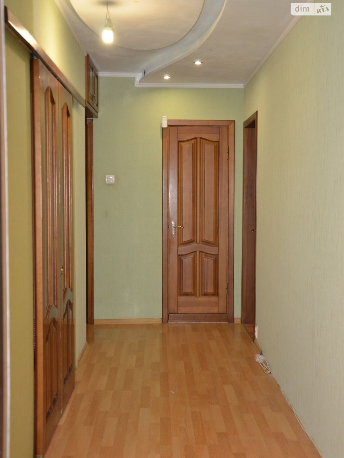 Продажа трехкомнатной квартиры в Полтаве, на ул. Образовательная, район Шевченковский (Октябрьский) фото 1 Продажа трехкомнатной квартиры в Полтаве, на ул. Образовательная, район Шевченковский (Октябрьский) фото 1