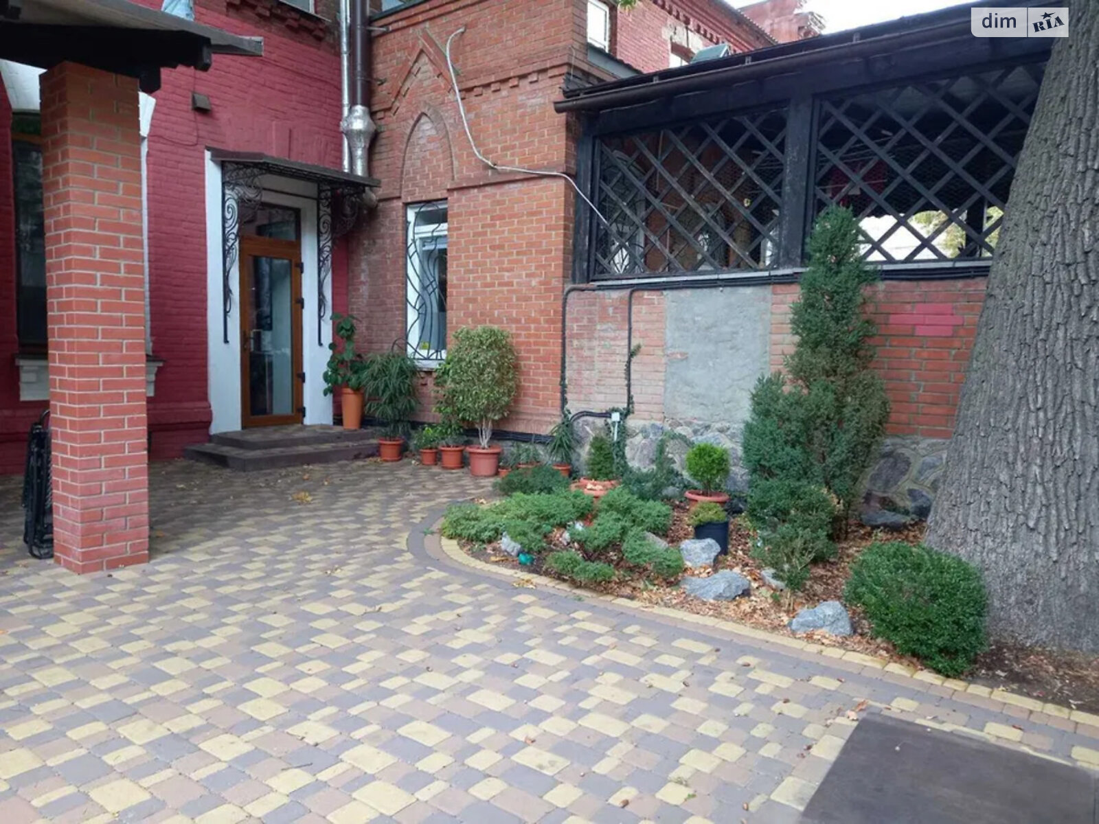Продажа двухкомнатной квартиры в Полтаве, на ул. Соборности 3, район Шевченковский (Октябрьский) фото 1 Продажа двухкомнатной квартиры в Полтаве, на ул. Соборности 3, район Шевченковский (Октябрьский) фото 1