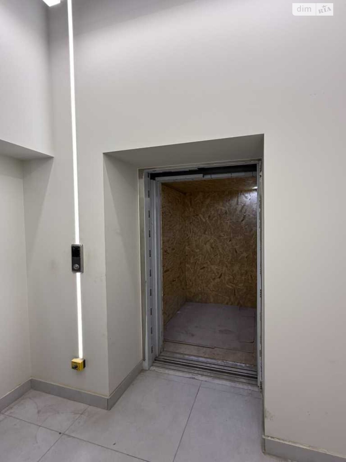 Продажа однокомнатной квартиры в Полтаве, на ул. Олександра Оксанченка 6, район Шевченковский (Октябрьский) фото 1