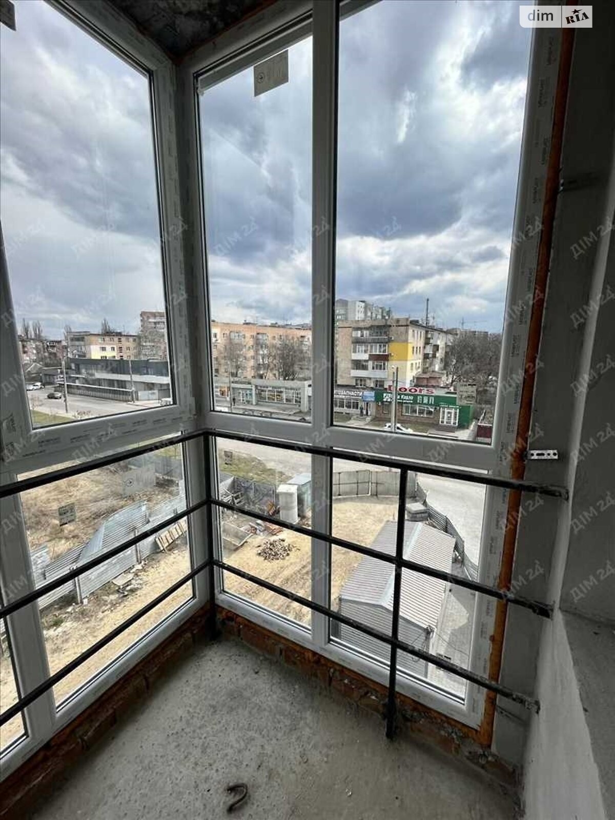 Продажа двухкомнатной квартиры в Полтаве, на ул. Олександра Оксанченка, район Шевченковский (Октябрьский) фото 1 Продажа двухкомнатной квартиры в Полтаве, на ул. Олександра Оксанченка, район Шевченковский (Октябрьский) фото 1