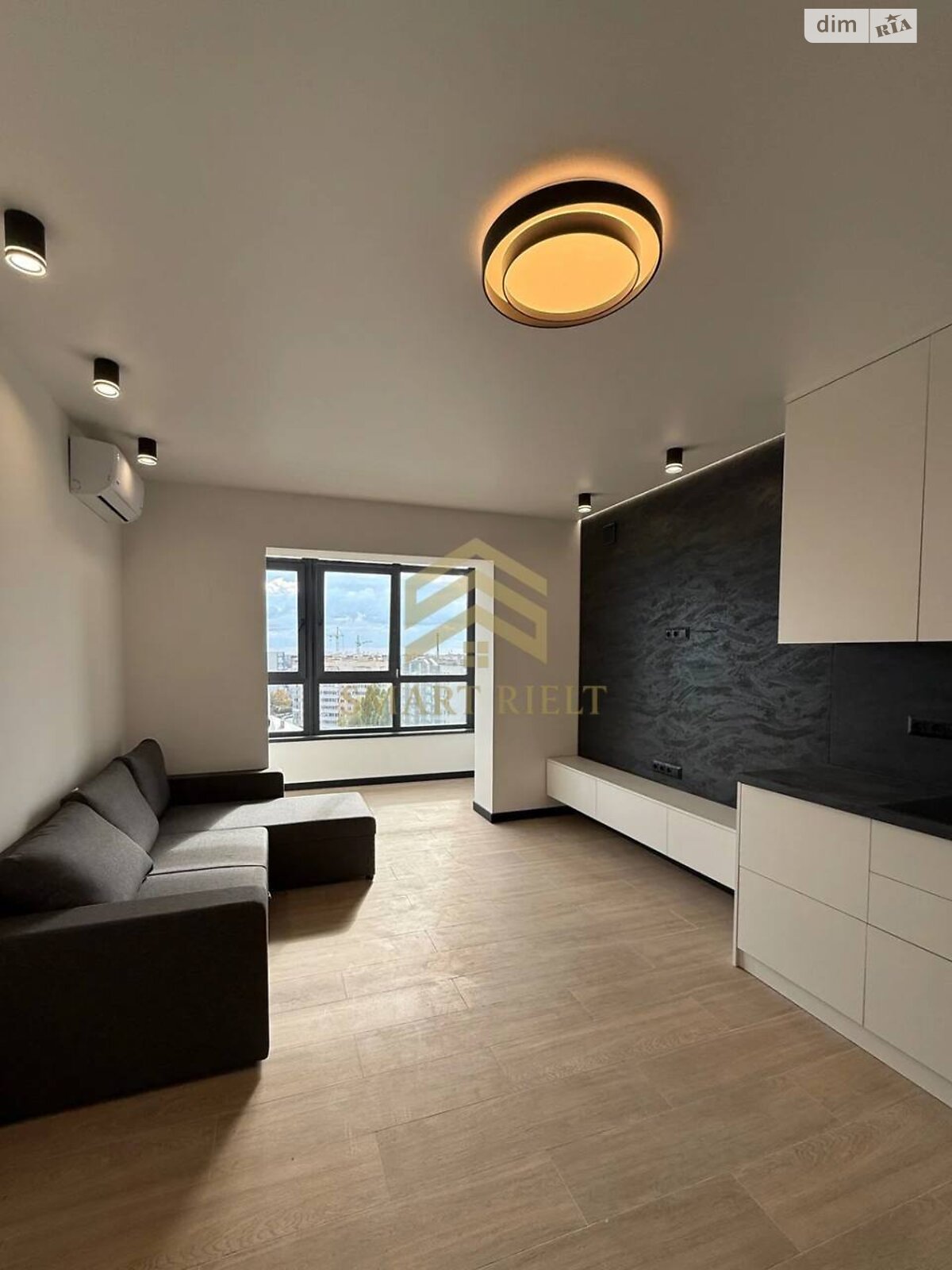 Продажа однокомнатной квартиры в Полтаве, на ул. Олександра Оксанченка, район Шевченковский (Октябрьский) фото 1 Продажа однокомнатной квартиры в Полтаве, на ул. Олександра Оксанченка, район Шевченковский (Октябрьский) фото 1