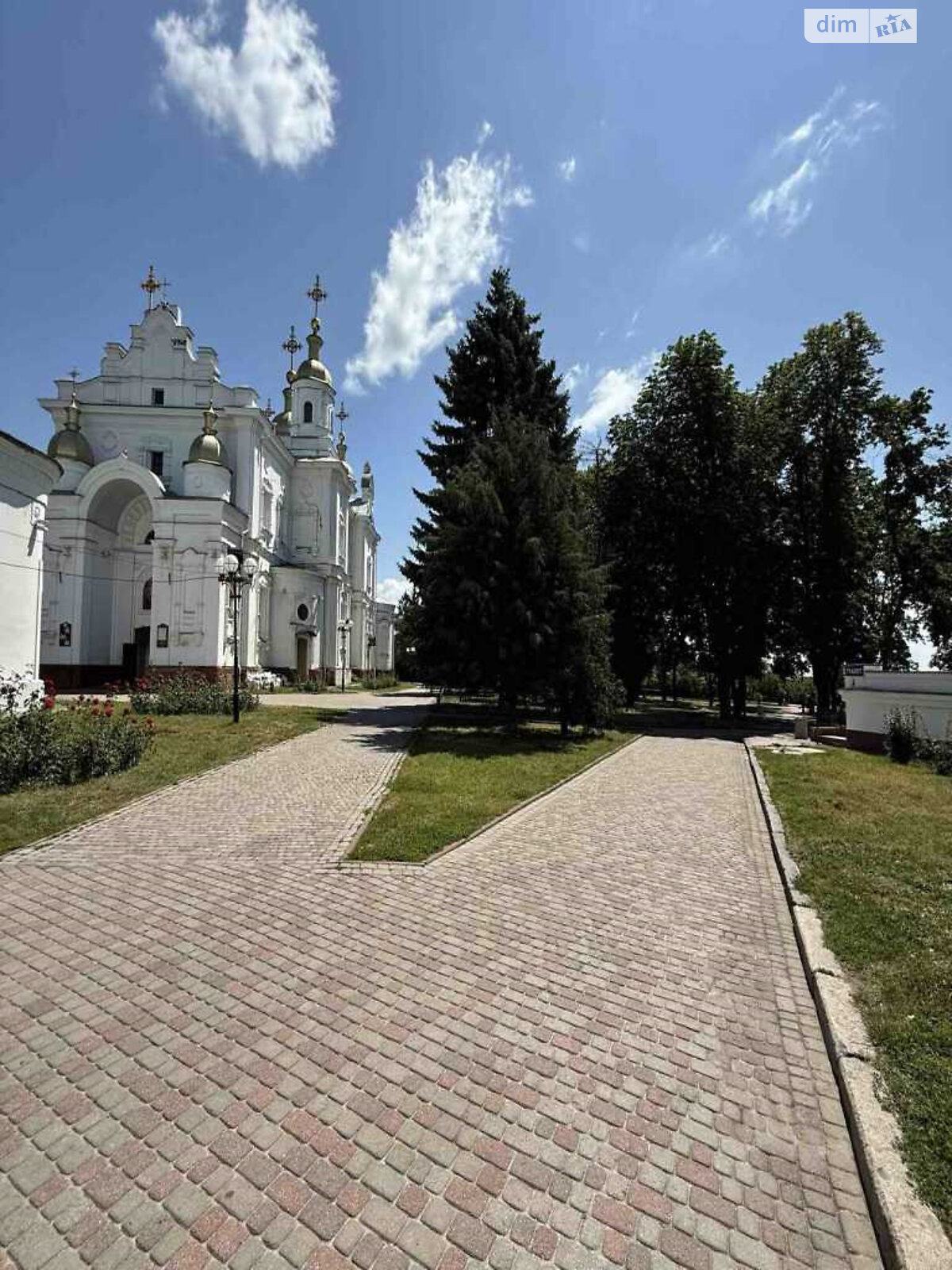 Продажа однокомнатной квартиры в Полтаве, на ул. Соборная площадь, район Шевченковский (Октябрьский) фото 1 Продажа однокомнатной квартиры в Полтаве, на ул. Соборная площадь, район Шевченковский (Октябрьский) фото 1