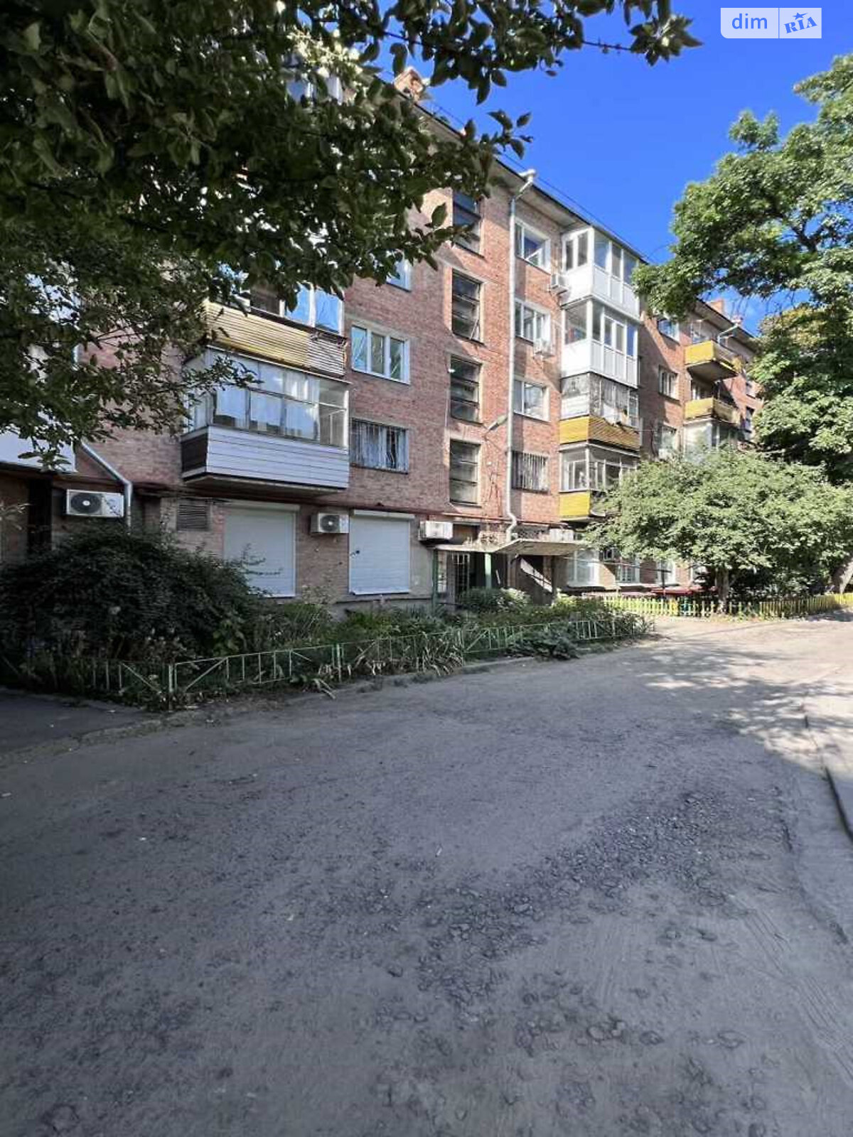 Продажа двухкомнатной квартиры в Полтаве, на ул. Сретенская, район Шевченковский (Октябрьский) фото 1 Продажа двухкомнатной квартиры в Полтаве, на ул. Сретенская, район Шевченковский (Октябрьский) фото 1