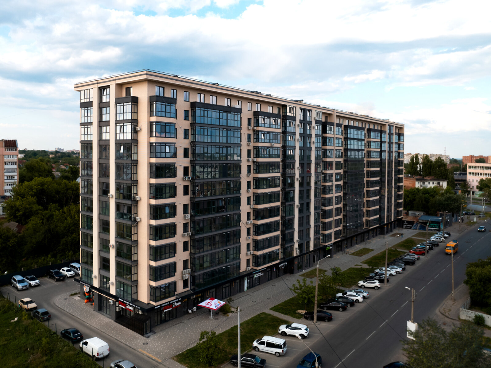 Продажа двухкомнатной квартиры в Полтаве, на ул. Олександра Оксанченка 6, район Шевченковский (Октябрьский) фото 1