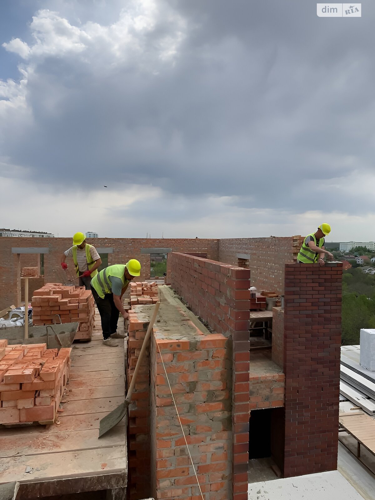 Продаж трикімнатної квартири в Полтаві, на вул. Великотирнівська, фото 1 Продаж трикімнатної квартири в Полтаві, на вул. Великотирнівська, фото 1