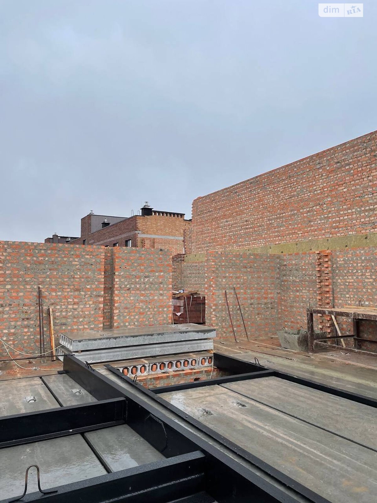 Продаж трикімнатної квартири в Полтаві, на вул. Великотирнівська 9А, район Автовокзал фото 1 Продаж трикімнатної квартири в Полтаві, на вул. Великотирнівська 9А, район Автовокзал фото 1