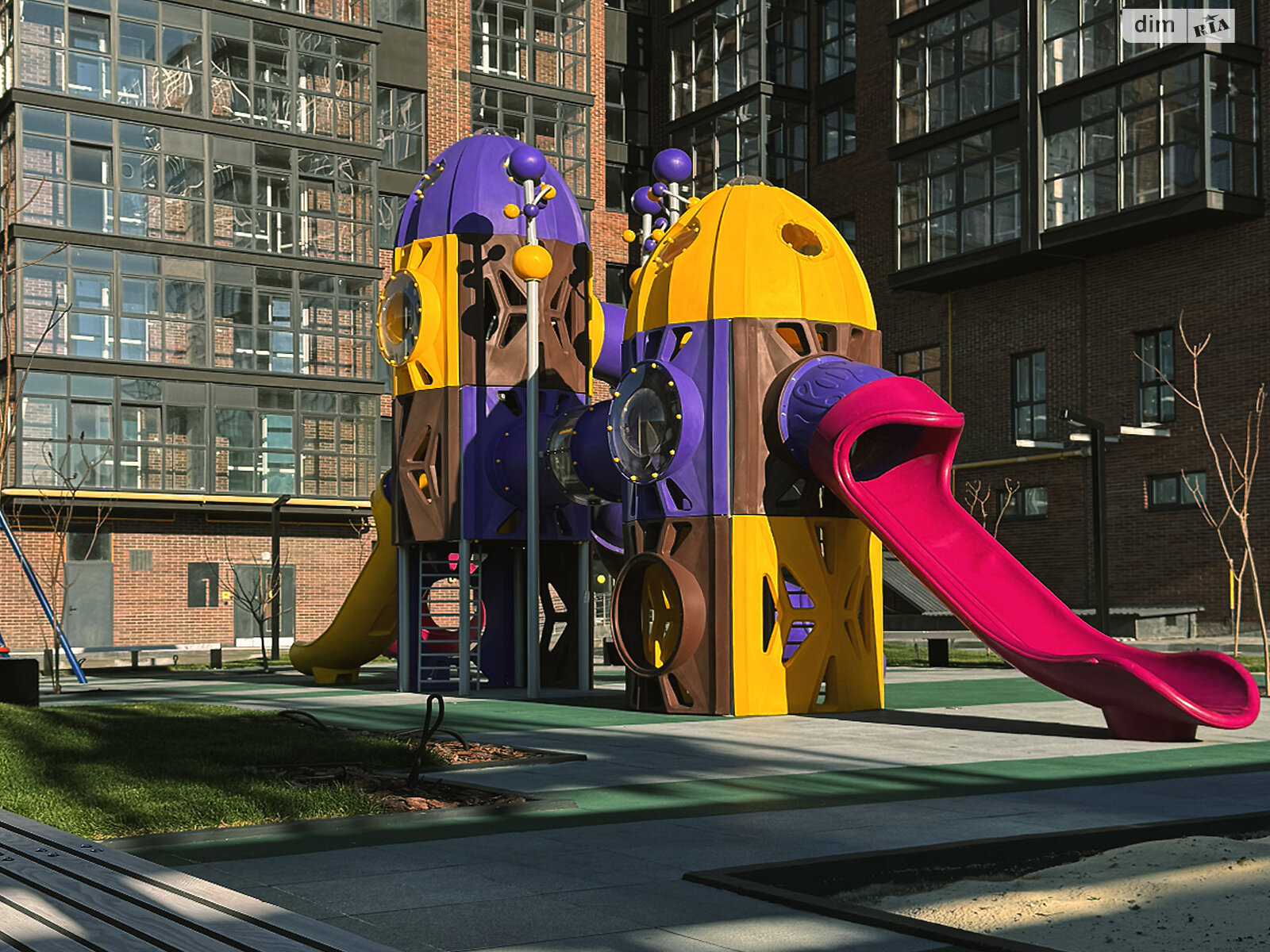 Продаж трикімнатної квартири в Полтаві, на вул. Великотирнівська 9А, район Автовокзал фото 1