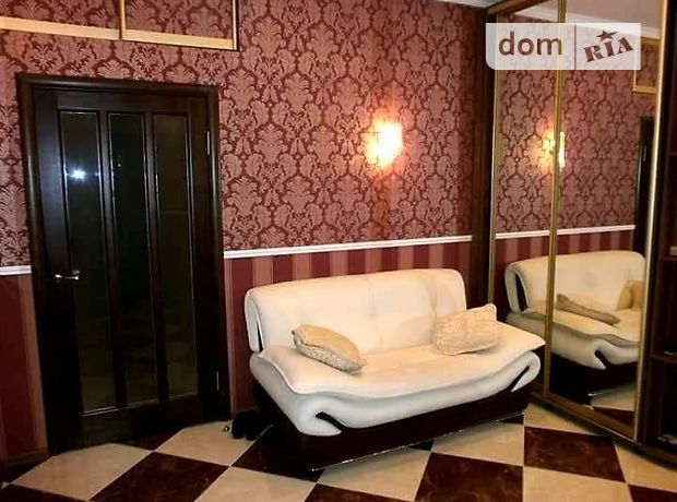 Продажа трехкомнатной квартиры в Полтаве, на Соборности район Стадион Ворскла фото 1 Продажа трехкомнатной квартиры в Полтаве, на Соборности район Стадион Ворскла фото 1