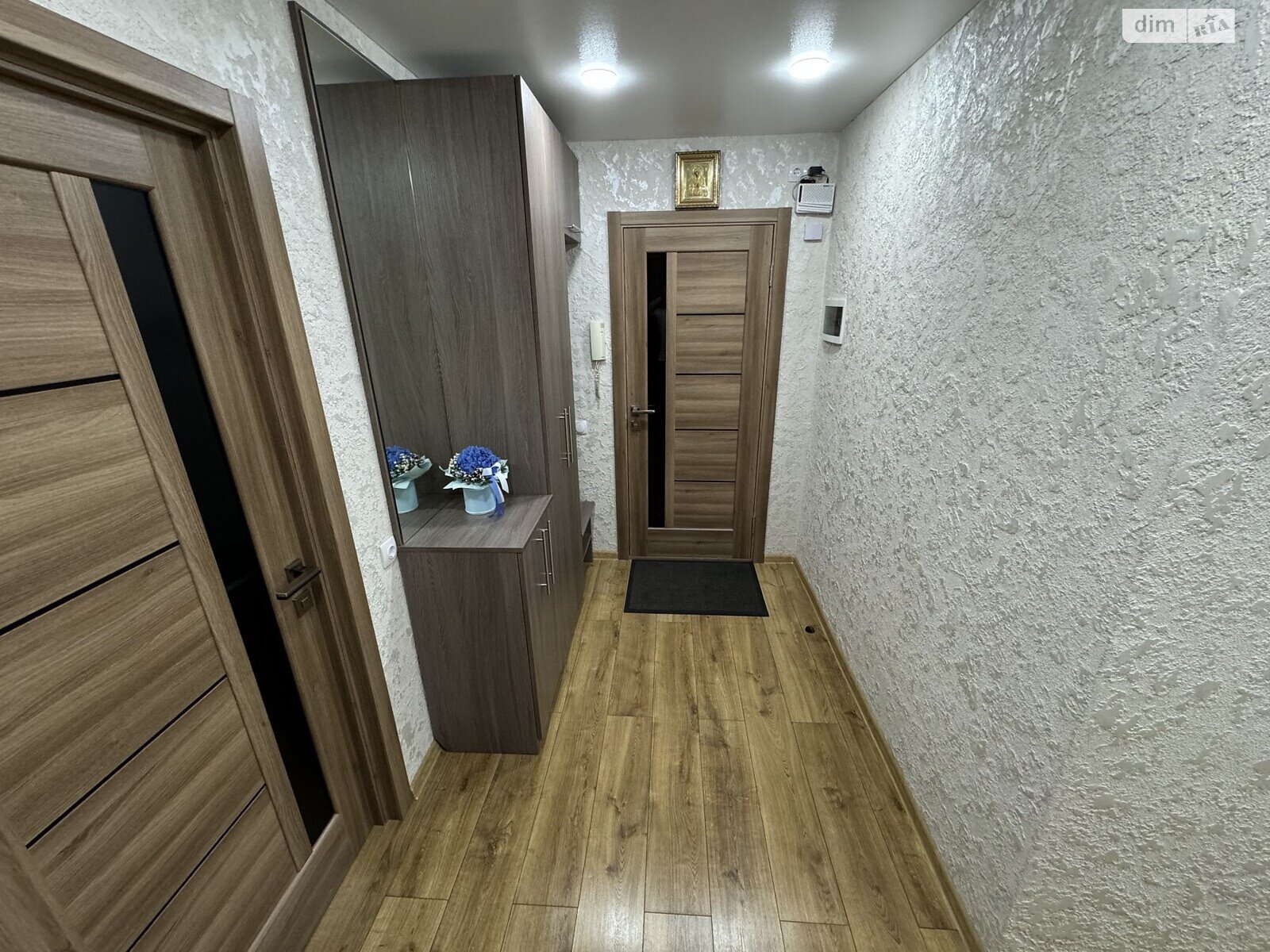 Продаж трикімнатної квартири в Полтаві, на вул. Чорновола Вячеслава 2Б, район Центр фото 1 Продаж трикімнатної квартири в Полтаві, на вул. Чорновола Вячеслава 2Б, район Центр фото 1