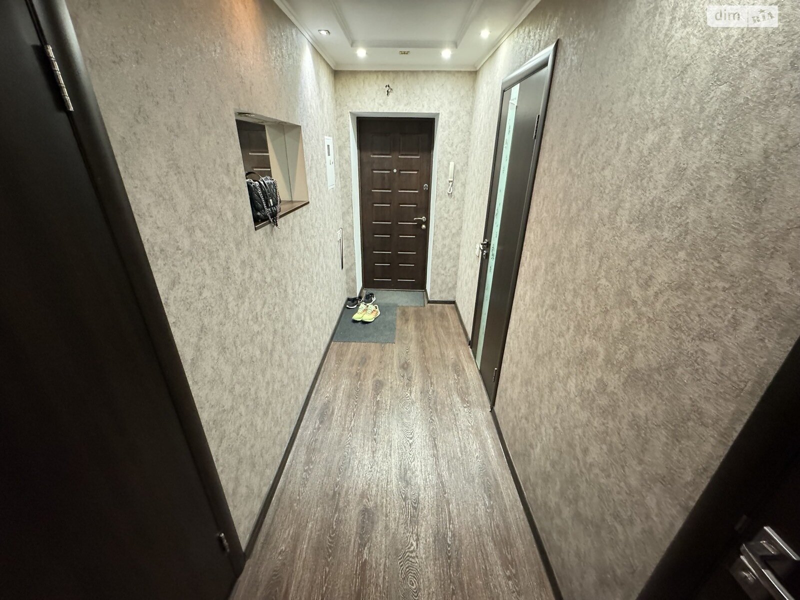 Продаж двокімнатної квартири в Полтаві, на вул. Європейська 63, район Центр фото 1 Продаж двокімнатної квартири в Полтаві, на вул. Європейська 63, район Центр фото 1