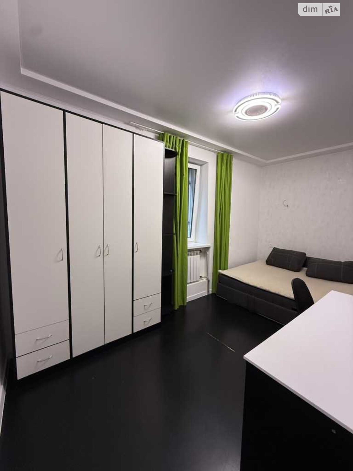 Продажа трехкомнатной квартиры в Полтаве, на пер. Госпитальный, район Центр фото 1 Продажа трехкомнатной квартиры в Полтаве, на пер. Госпитальный, район Центр фото 1