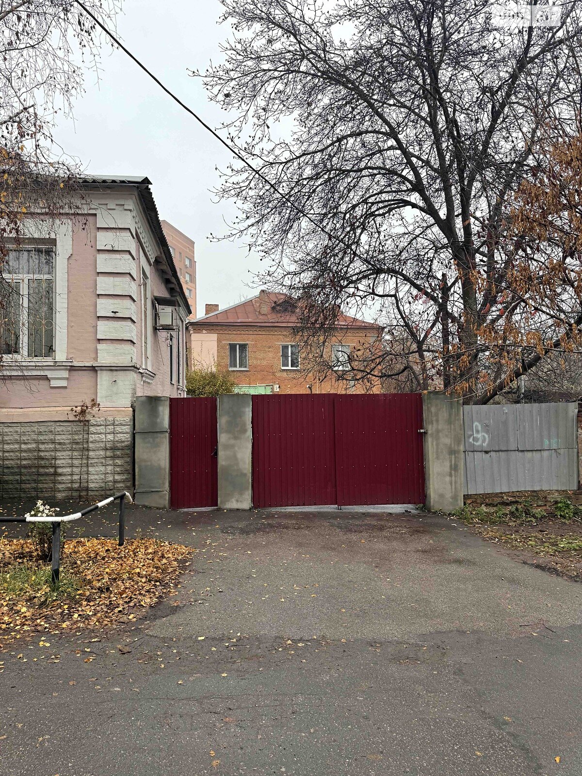 Продажа трехкомнатной квартиры в Полтаве, на пер. Госпитальный, район Центр фото 1 Продажа трехкомнатной квартиры в Полтаве, на пер. Госпитальный, район Центр фото 1