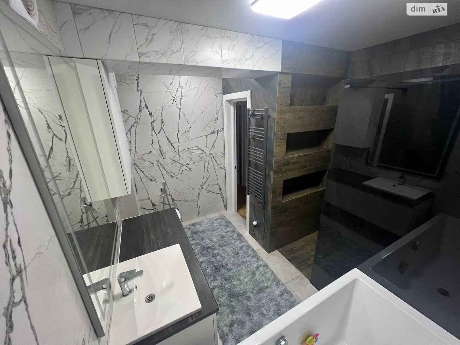 Продаж чотирикімнатної квартири в Полтаві, на вул. Стрітенська 19А, район Центр фото 1 Продаж чотирикімнатної квартири в Полтаві, на вул. Стрітенська 19А, район Центр фото 1