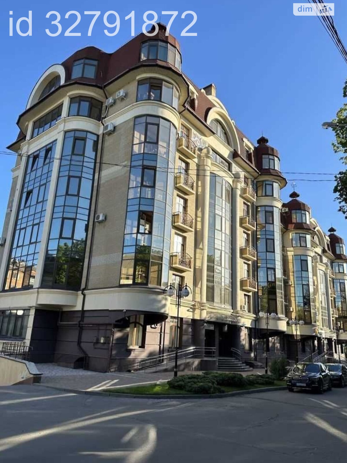 Продажа трехкомнатной квартиры в Полтаве, на ул. Конституции 13, район Центр фото 1 Продажа трехкомнатной квартиры в Полтаве, на ул. Конституции 13, район Центр фото 1