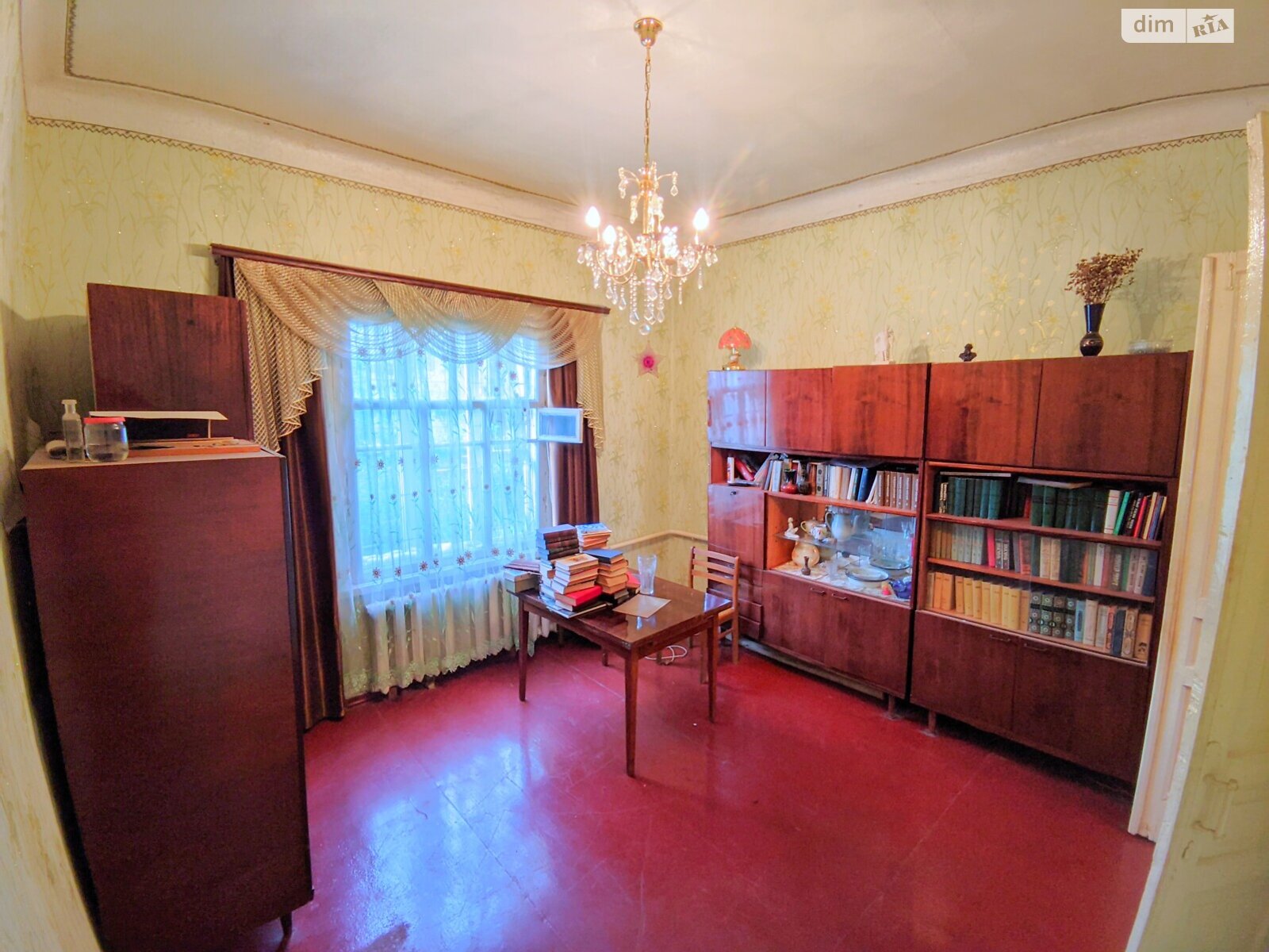 Продажа трехкомнатной квартиры в Полтаве, на ул. Крамского, район Центр фото 1 Продажа трехкомнатной квартиры в Полтаве, на ул. Крамского, район Центр фото 1