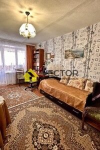 Продаж трикімнатної квартири в Полтаві, на вул. Леваневського, район Центр фото 2