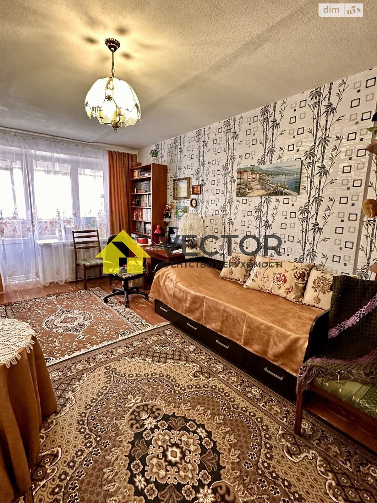 Продаж трикімнатної квартири в Полтаві, на вул. Леваневського, район Центр фото 1