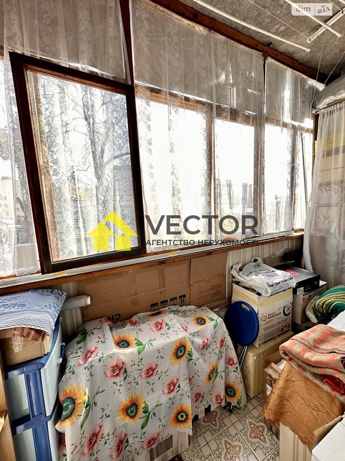 Продаж трикімнатної квартири в Полтаві, на вул. Леваневського, район Центр фото 1