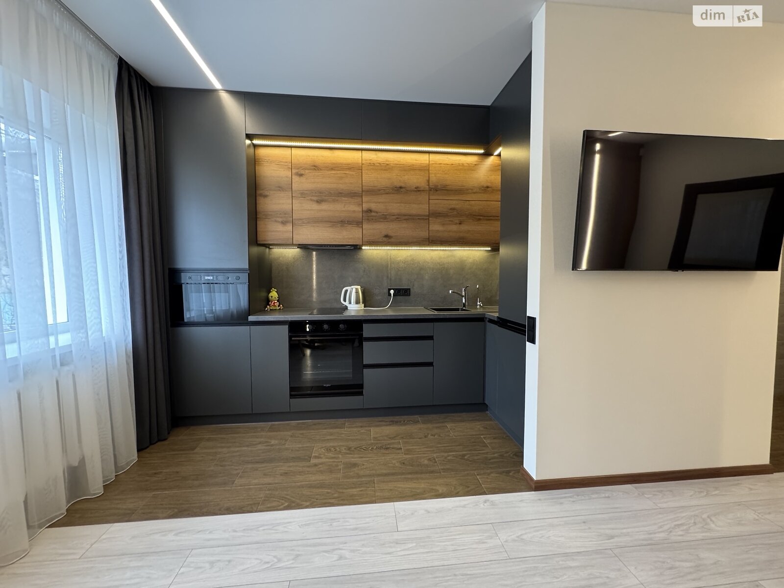 Продажа трехкомнатной квартиры в Полтаве, на ул. Леваневского, район Центр фото 1 Продажа трехкомнатной квартиры в Полтаве, на ул. Леваневского, район Центр фото 1