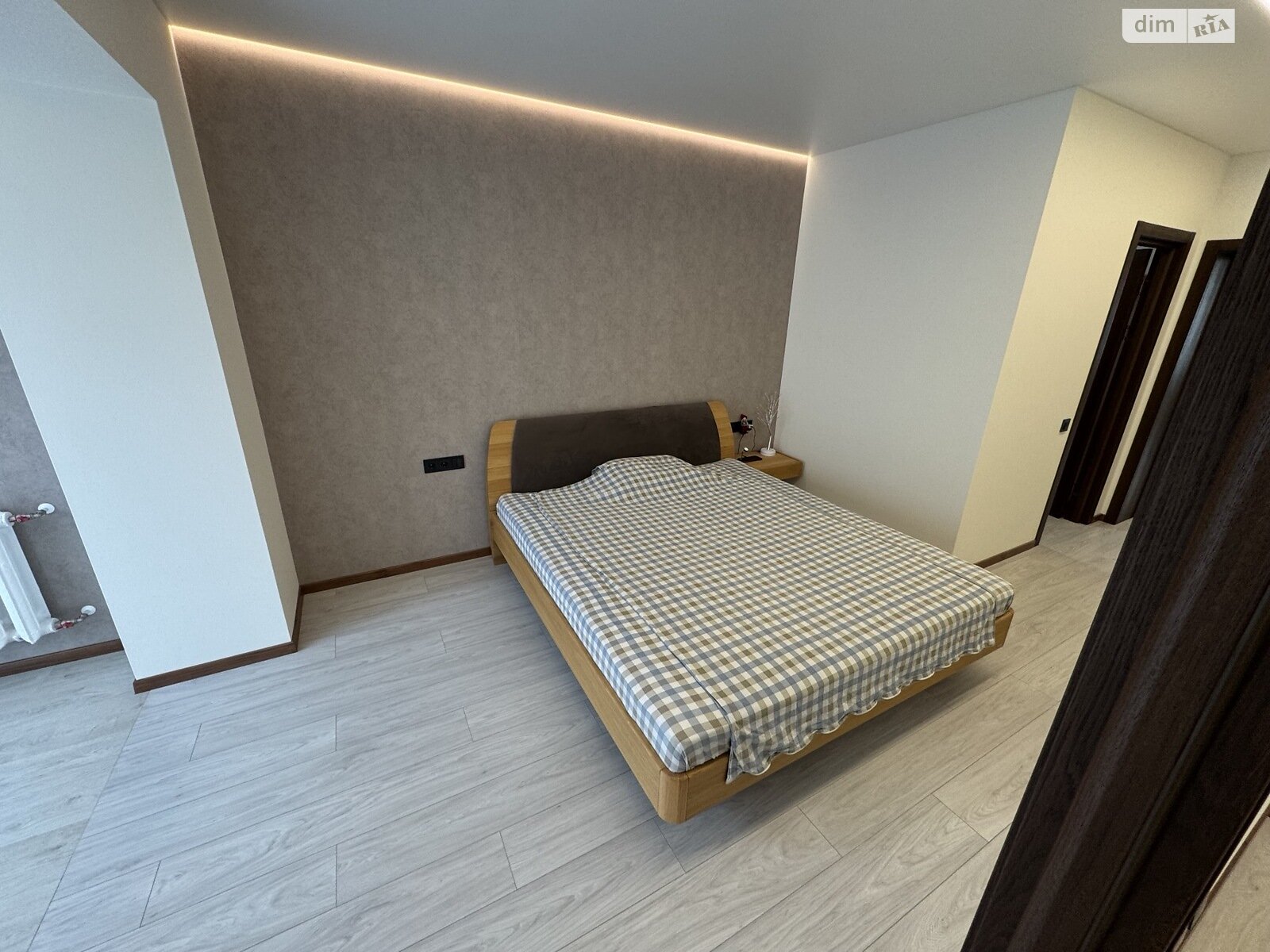 Продажа трехкомнатной квартиры в Полтаве, на ул. Леваневского, район Центр фото 1 Продажа трехкомнатной квартиры в Полтаве, на ул. Леваневского, район Центр фото 1