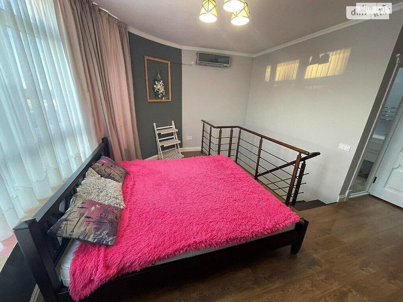 Продаж п`ятикімнатної квартири в Полтаві, на вул. Соборності, район Центр фото 1 Продаж п`ятикімнатної квартири в Полтаві, на вул. Соборності, район Центр фото 1