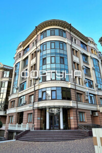 Продаж двокімнатної квартири в Полтаві, на просп. Першотравневий 7, район Центр фото 2