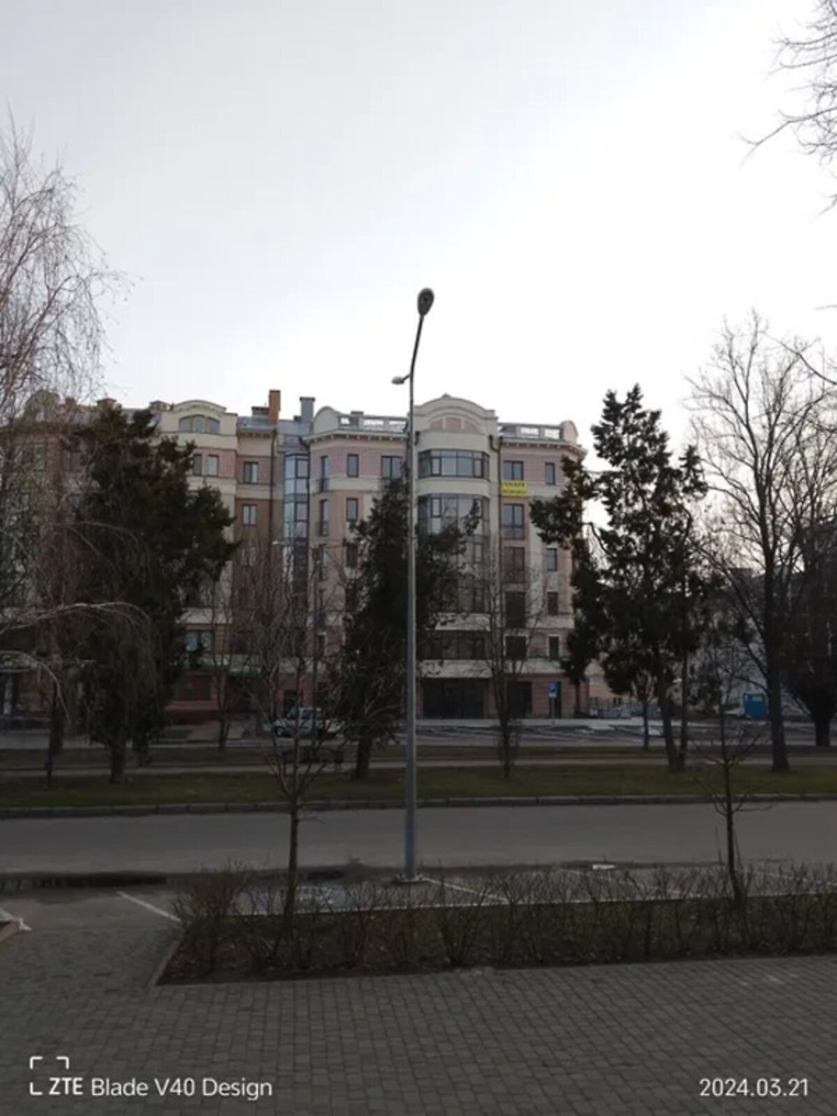 Продаж однокімнатної квартири в Полтаві, на просп. Першотравневий 15А, район Центр фото 1