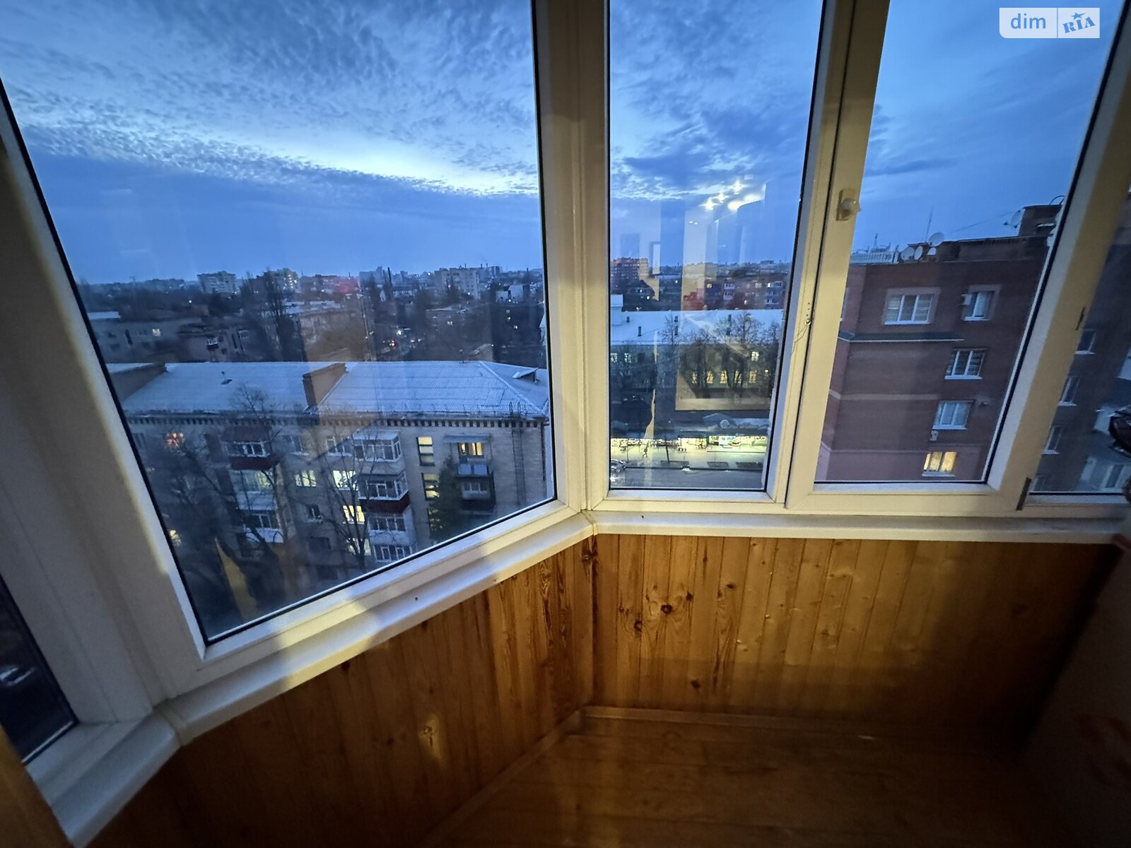 Продаж трикімнатної квартири в Полтаві, на вул. Петлюри Симона 5, район Центр фото 1 Продаж трикімнатної квартири в Полтаві, на вул. Петлюри Симона 5, район Центр фото 1