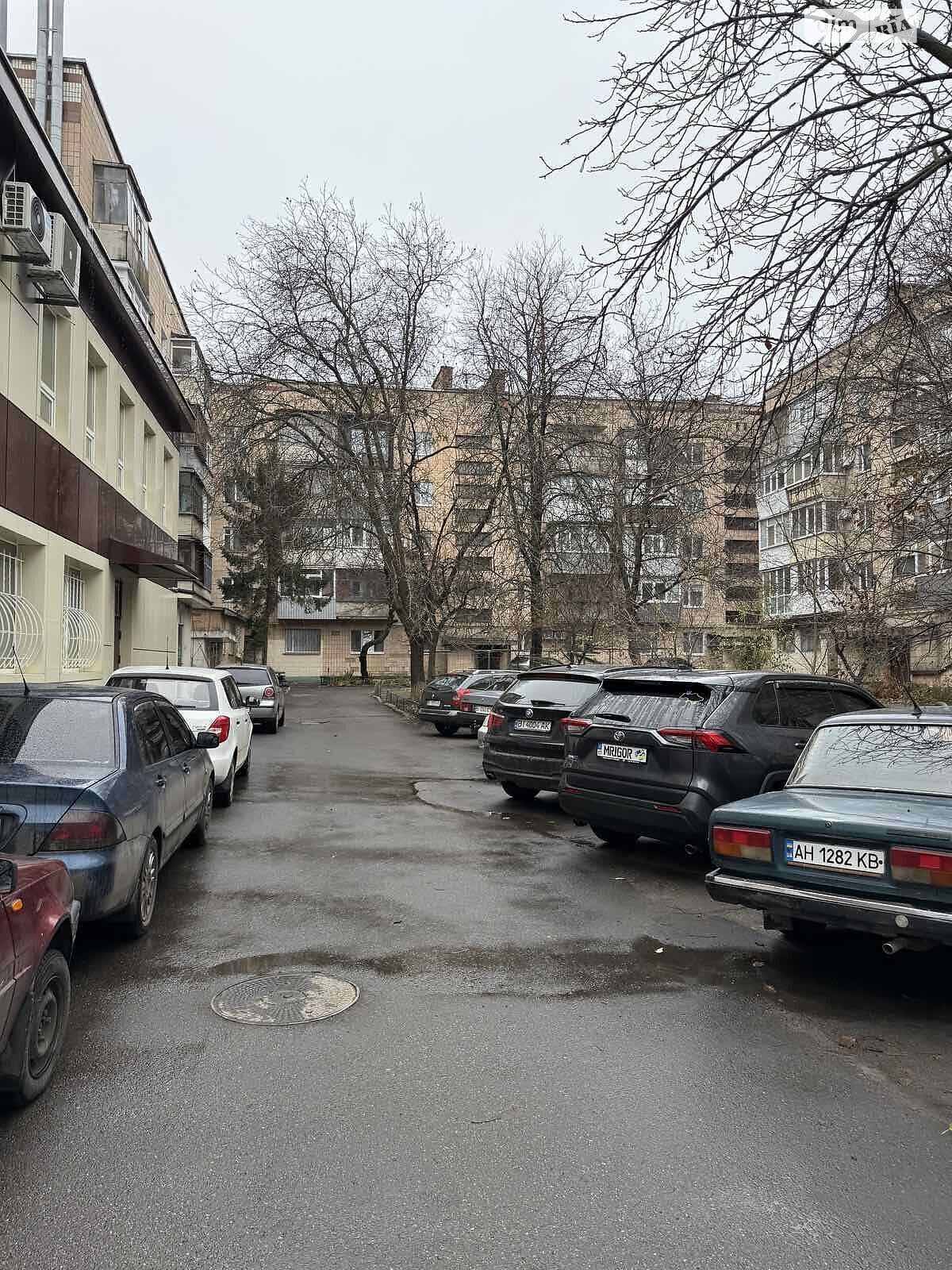 Продаж трикімнатної квартири в Полтаві, на вул. Петлюри Симона, кв. 71, район Центр фото 1 Продаж трикімнатної квартири в Полтаві, на вул. Петлюри Симона, кв. 71, район Центр фото 1