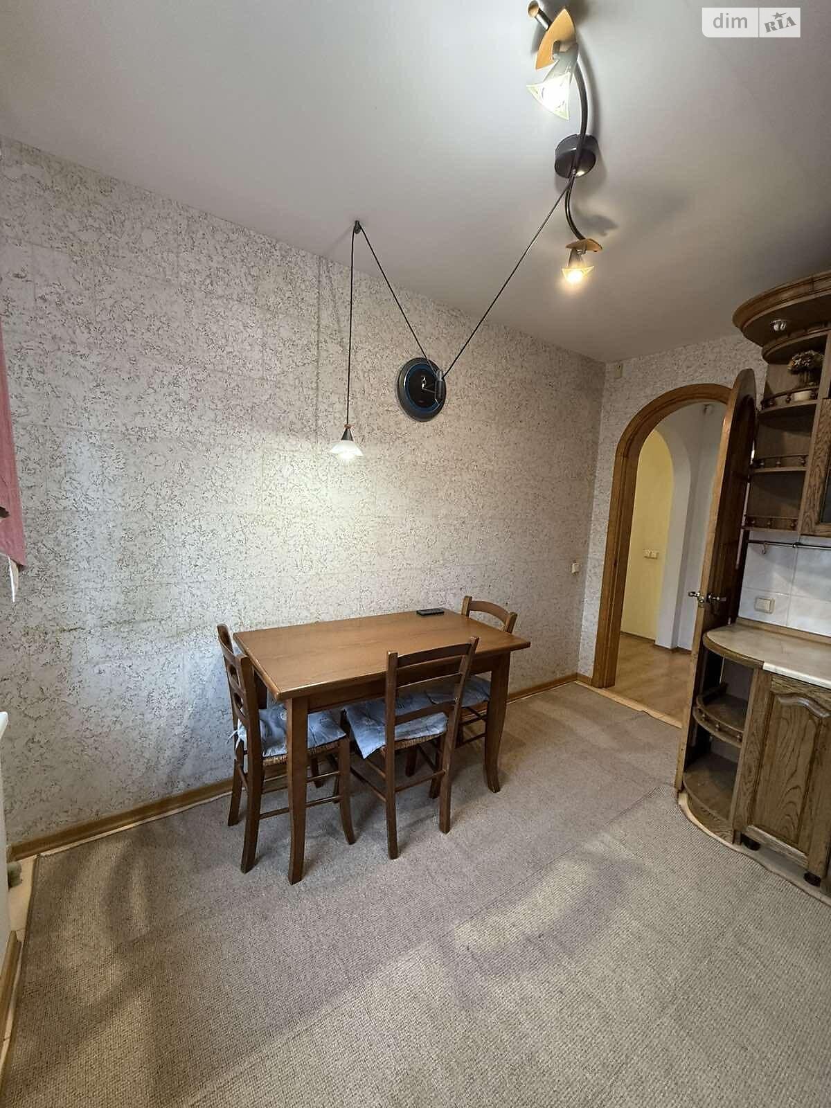 Продаж трикімнатної квартири в Полтаві, на вул. Петлюри Симона, кв. 71, район Центр фото 1 Продаж трикімнатної квартири в Полтаві, на вул. Петлюри Симона, кв. 71, район Центр фото 1