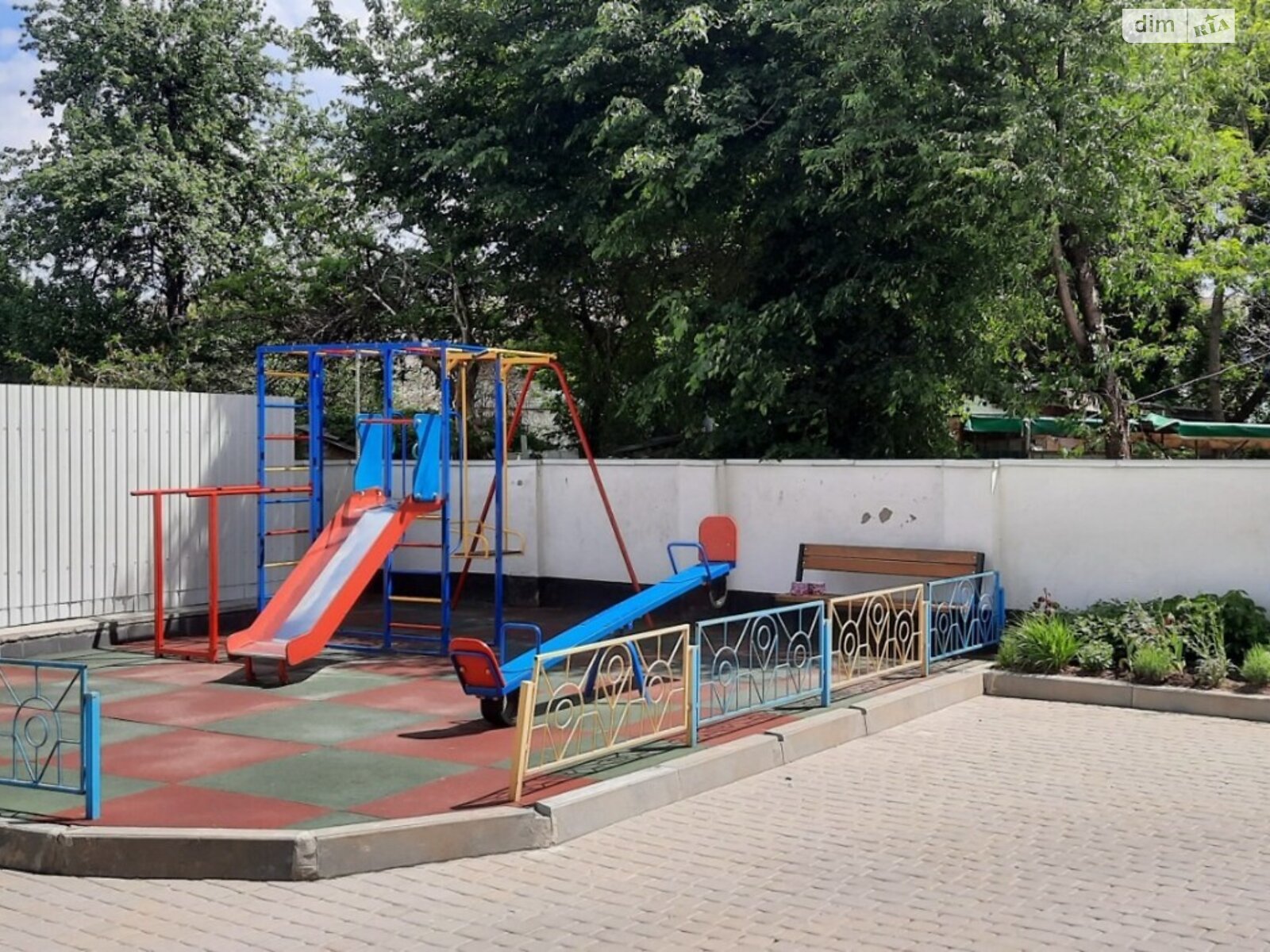 Продаж двокімнатної квартири в Полтаві, на вул. Григорія Левченка 2, район Центр фото 1 Продаж двокімнатної квартири в Полтаві, на вул. Григорія Левченка 2, район Центр фото 1