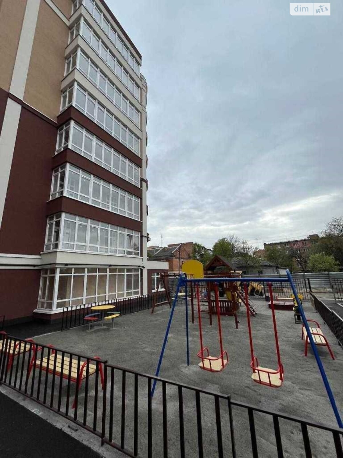 Продаж трикімнатної квартири в Полтаві, на вул. Шевченка 96А, район Центр фото 1