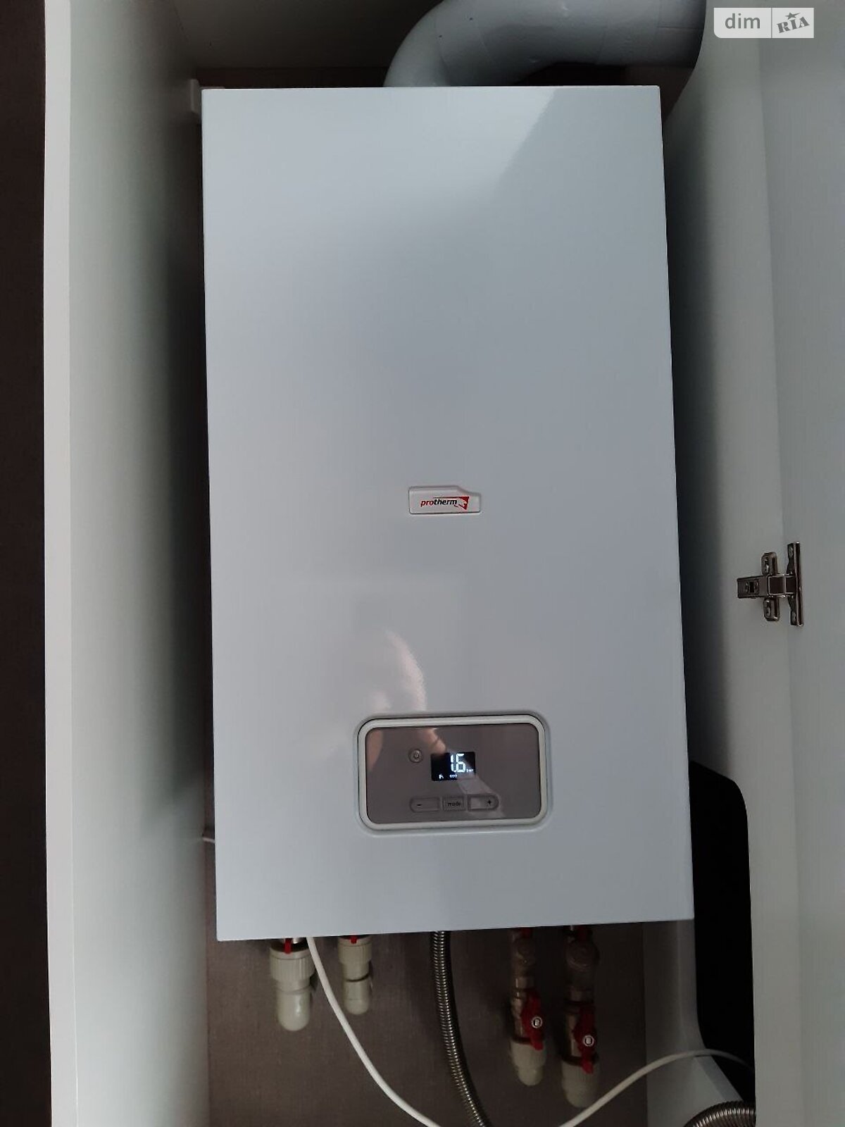 Продажа двухкомнатной квартиры в Полтаве, на ул. Украинской Повстанской Армии, район Центр фото 1 Продажа двухкомнатной квартиры в Полтаве, на ул. Украинской Повстанской Армии, район Центр фото 1