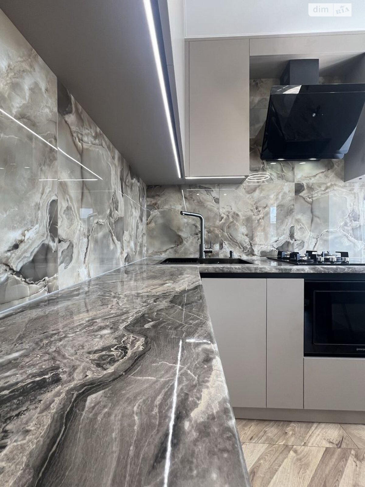 Продажа однокомнатной квартиры в Полтаве, на ул. Украинской Повстанской Армии, район Центр фото 1 Продажа однокомнатной квартиры в Полтаве, на ул. Украинской Повстанской Армии, район Центр фото 1